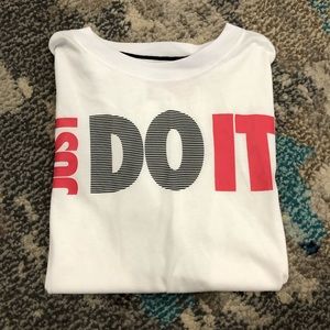 Nike t-shirt